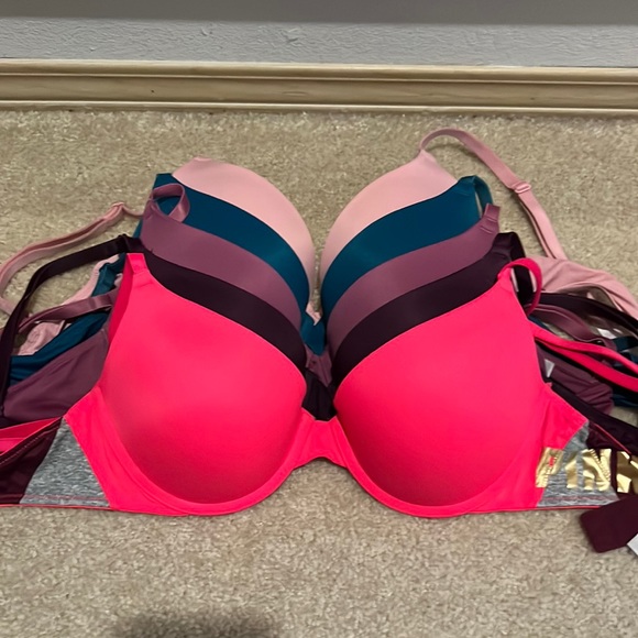 Victoria Secrets Pink Push-up Bras $25 for the bundle / $18 each - Picture 1 of 8